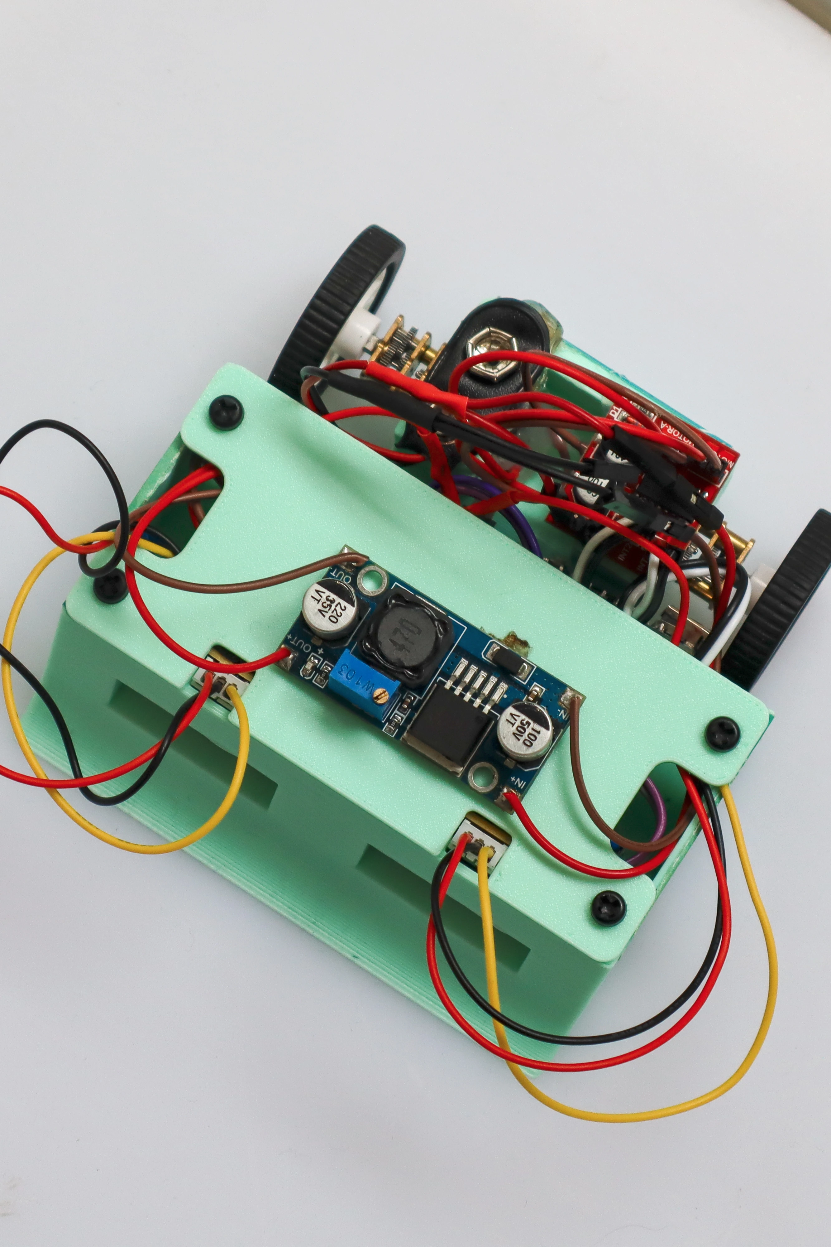 Sumobot "Mini Rocky" Yankuilotl