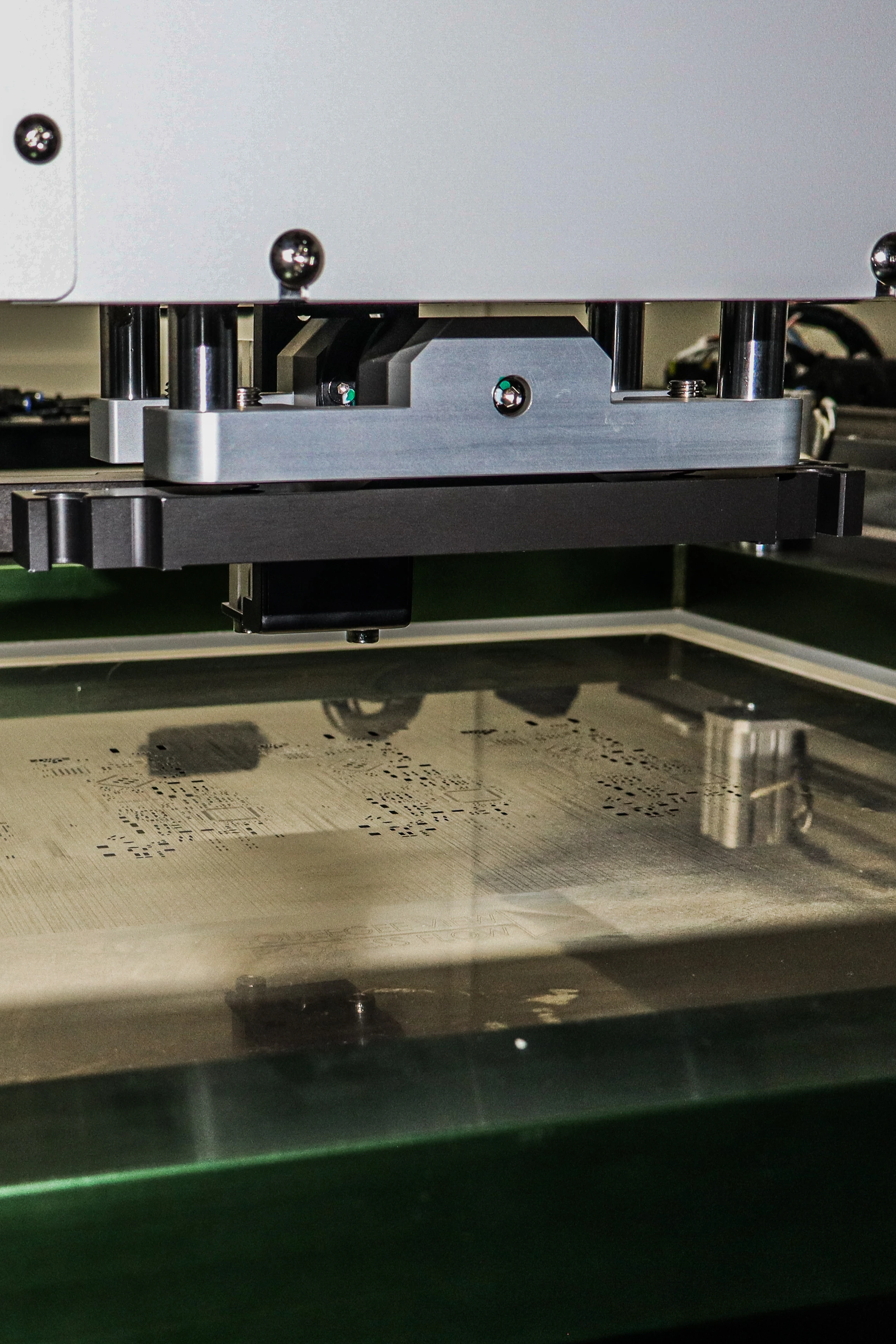Stencil utilizado para la aplicación de soldadura en pasta en la placa PCB